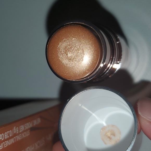 NIB Anastasia Beverly Hills ABH Stick Highlighter in Bubbly - Picture 13 of 13